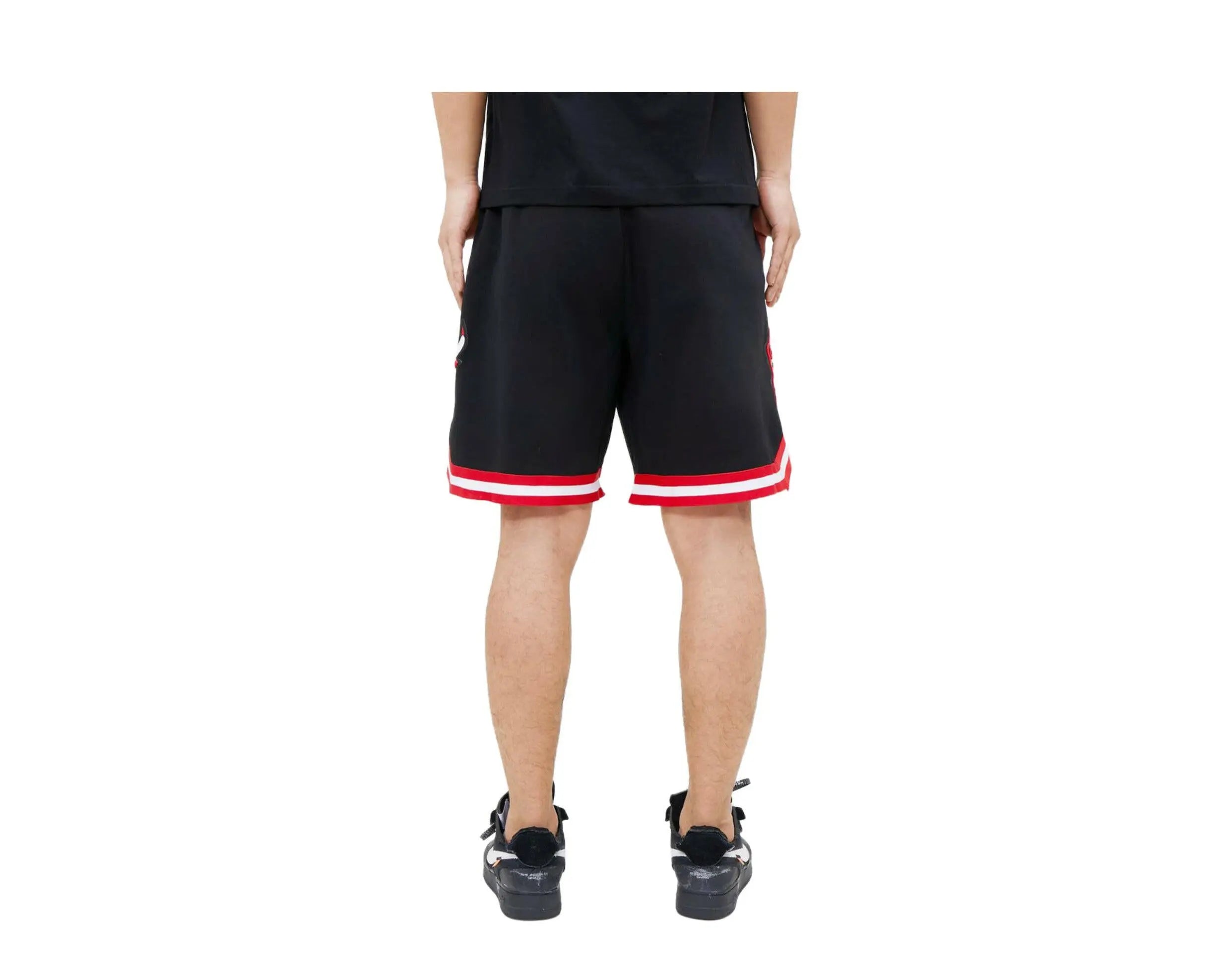 Pro Standard Chicago Bulls Classic Chenille Men Shorts Black