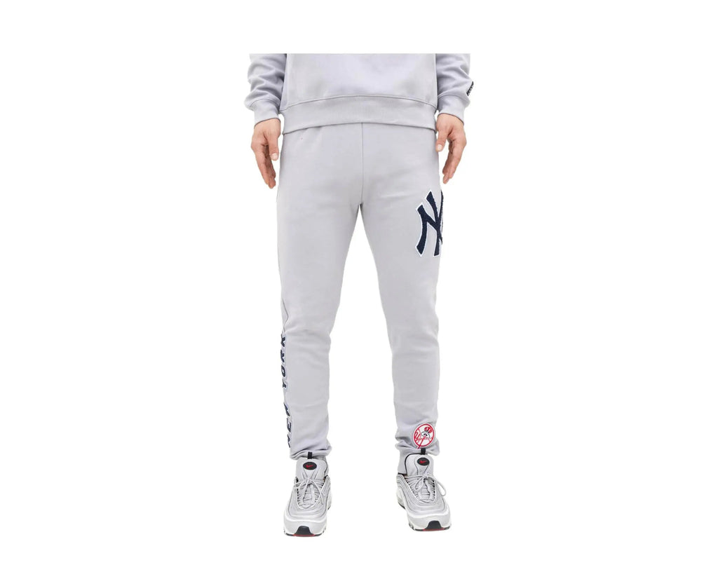 Pro Standard New York Yankees Classic Chenille Men Joggers Grey/Navy