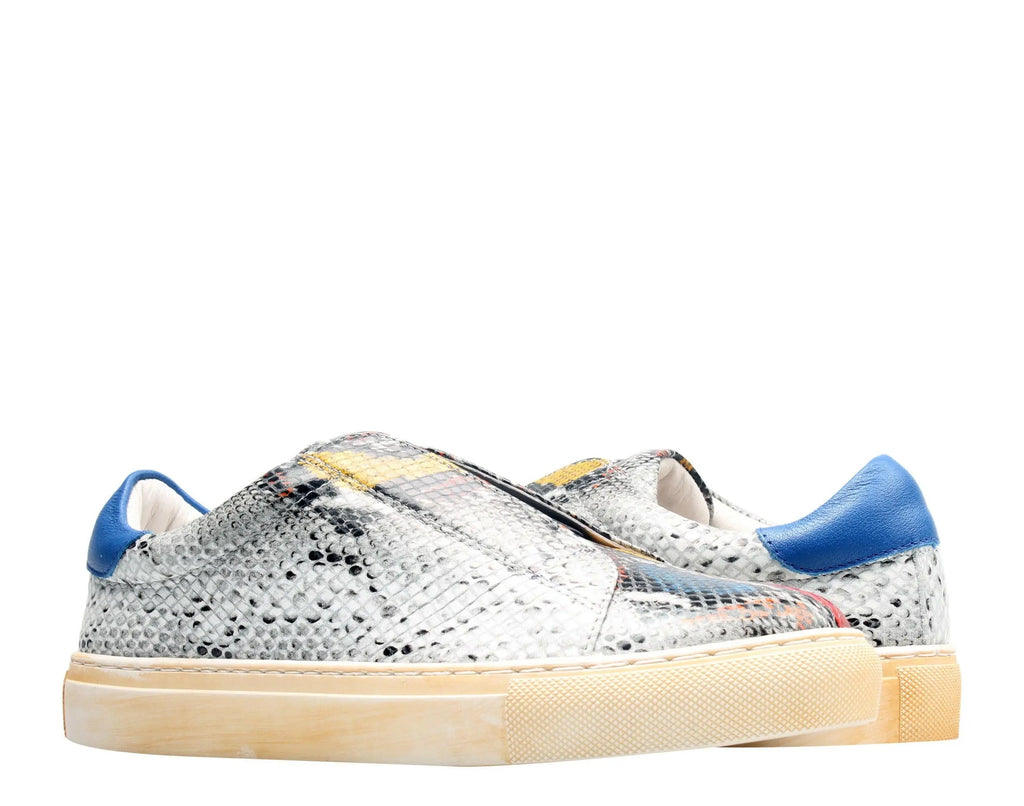 Chocolat Blu Nissa Women Slip-On Sneakers Grey