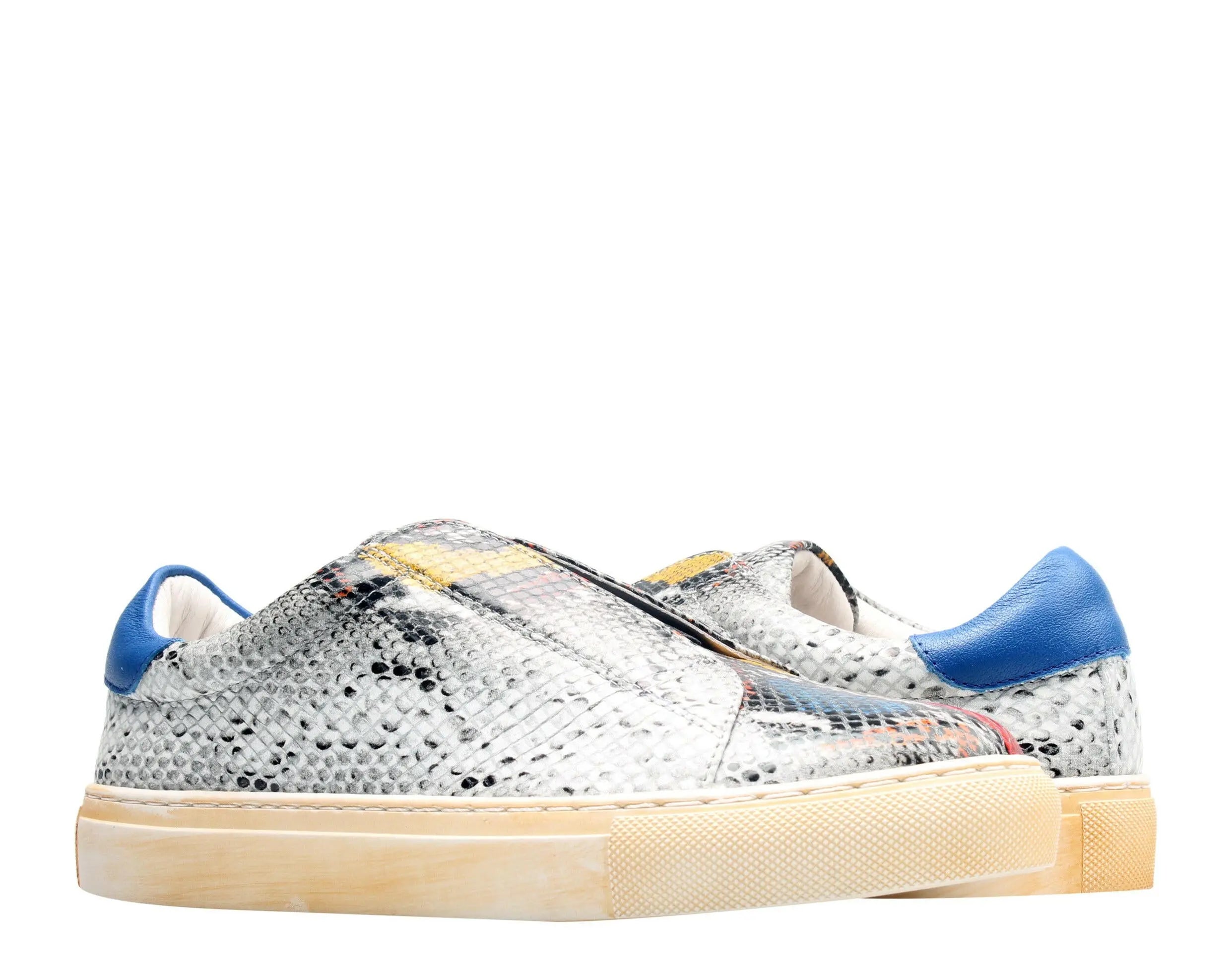 Chocolat Blu Nissa Women Slip-On Sneakers Grey