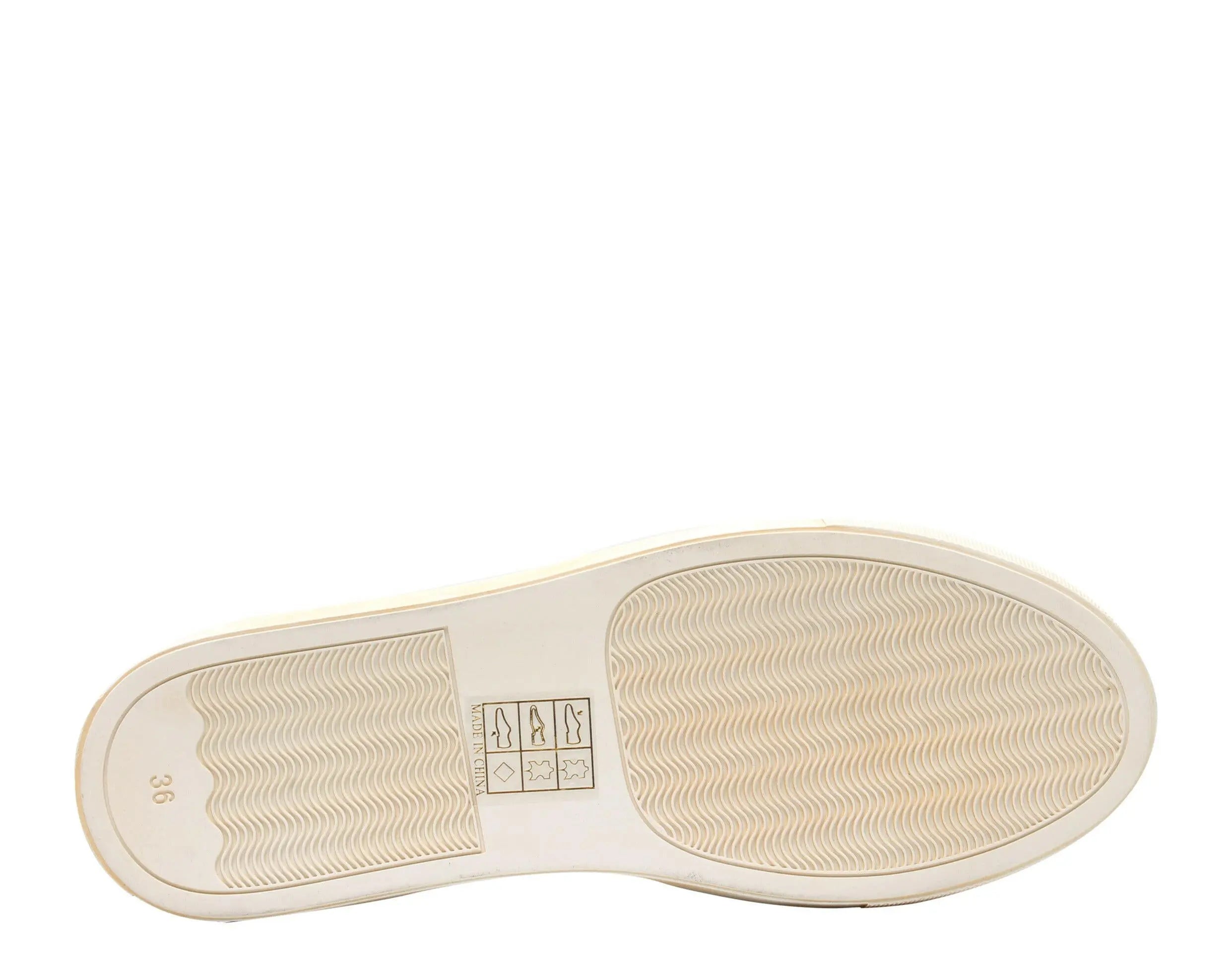 Chocolat Blu Nissa Women Slip-On Sneakers Grey